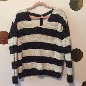 Brand New Black & White Knit Sweater